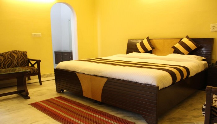 Hotel Vasundhara Garden