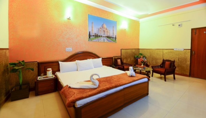 Hotel GL Palace
