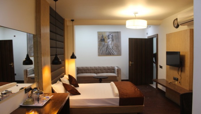 Hotel Sandalwood